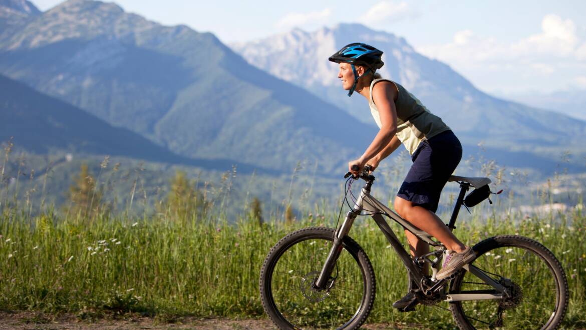 Best Sports to Play Based on Where You Live: Mountain, Beach, Riverside, or City Fitness Guide